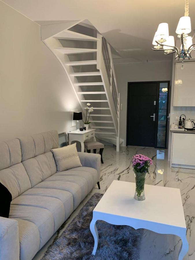 Leo Royal Apartament Pobierowo Luaran gambar