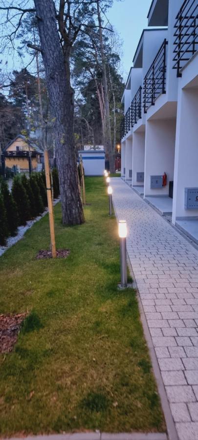 Leo Royal Apartament Pobierowo Luaran gambar