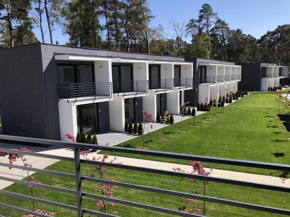 Leo Royal Apartament Pobierowo Luaran gambar